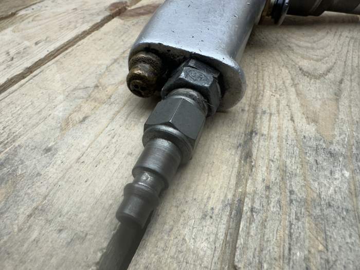 ATORNILLADOR NEUMÁTICO INDUSTRIAL PISTOLA 6