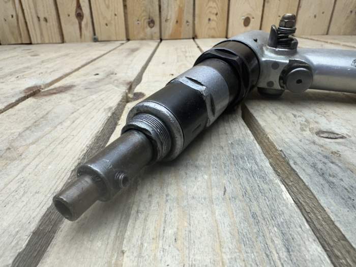 ATORNILLADOR NEUMÁTICO INDUSTRIAL PISTOLA 6 - QrBox.es