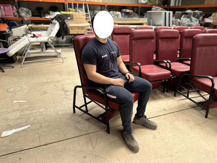 BUTACA RECLINABLE CON REPOSAPIES - QrBox.es
