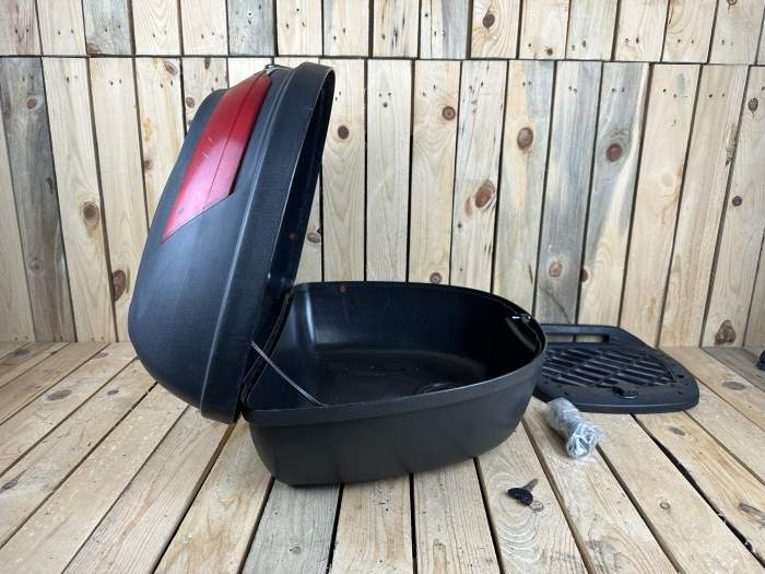 BAÚL TRASERO GIVI CON PARRILLA HONDA SH125 2005