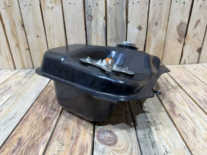 DEPÓSITO DE COMBUSTIBLE HONDA SH125 2008