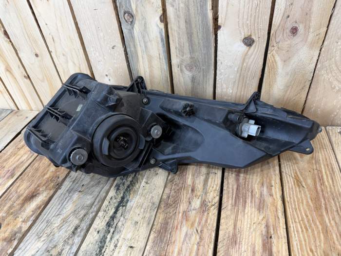 FARO IZQUIERDO SUZUKI BURGMAN 400 2010