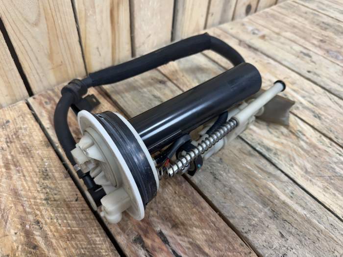 BOMBA COMBUSTIBLE YAMAHA XMAX 125 06-09 - QrBox.es
