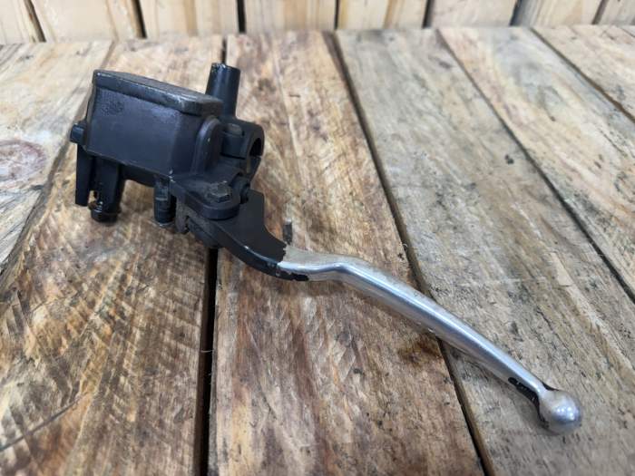 BOMBA FRENO TRASERO YAMAHA XMAX 125 06-09