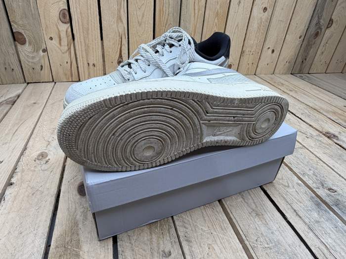 AIR FORCE 1 BLACK/WHITE 45 - QrBox.es