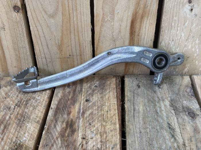 PEDAL FRENO TRASERO KTM ORIGINAL