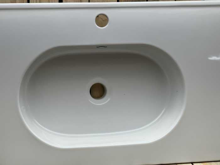 LAVABO DE PORCELANA BLANCA 100CM