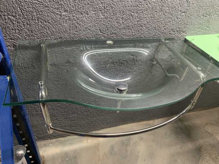 PICA LAVAMANOS CRISTAL 95CM CON SOPORTES