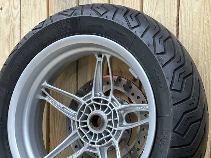 RUEDA TRASERA COMPLETA PIAGGIO BEVERLY 350