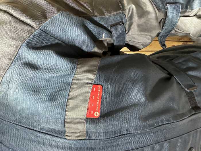 CHAQUETA T-3XL MACNA
