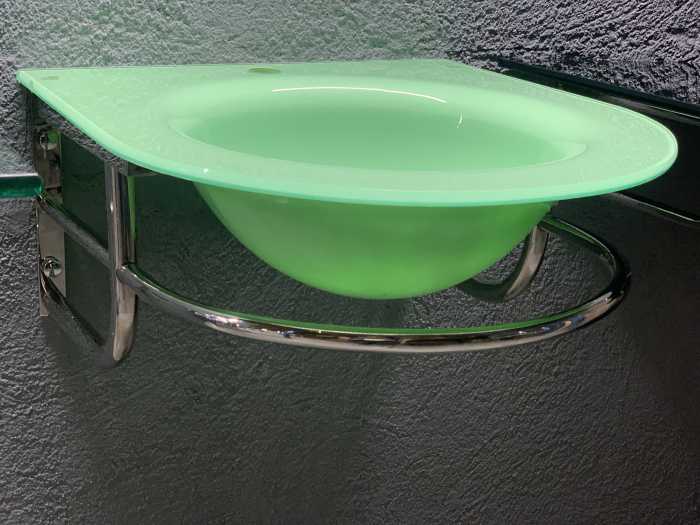 ENCIMERA CRISTAL VERDE 52cm CON SOPORTE