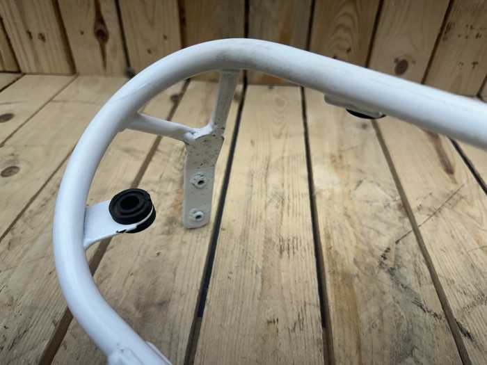 SOPORTE FARO CARENADO APRILIA FUTURA AF1