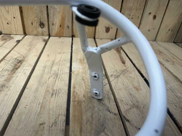 SOPORTE FARO CARENADO APRILIA FUTURA AF1