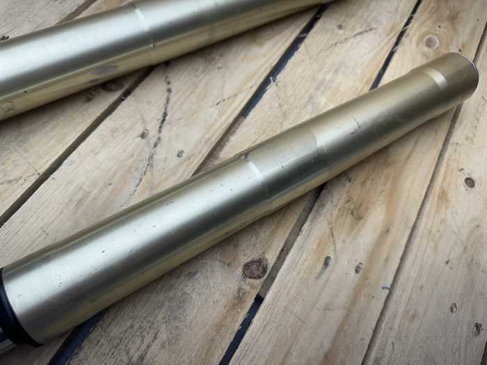 HORQUILLAS DELANTERAS APRILIA FUTURA AF1