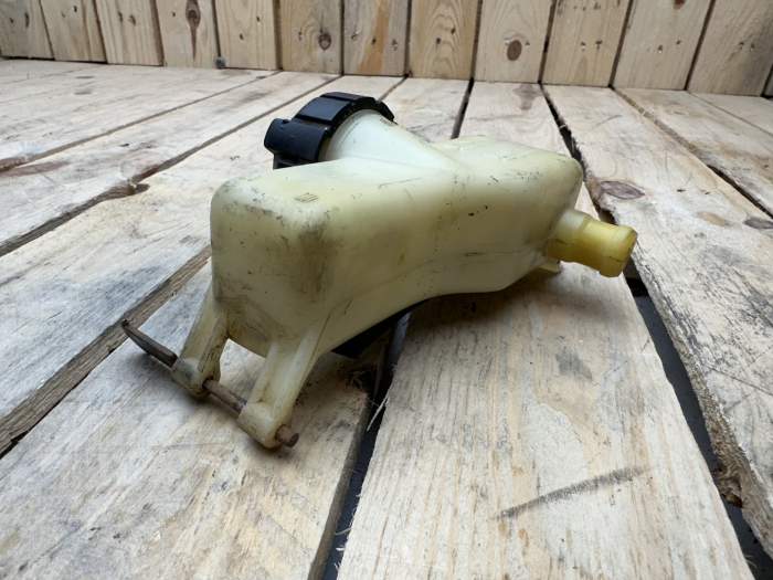 VASO EXPANSOR LIQUIDO RADIADOR APRILIA AF1