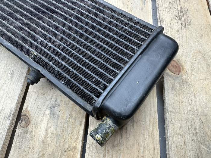 RADIADOR APRILIA FUTURA AF1 B