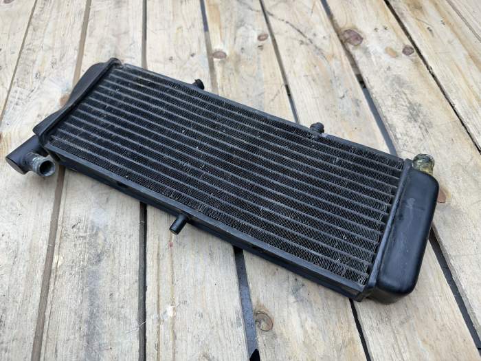 RADIADOR APRILIA FUTURA AF1 B