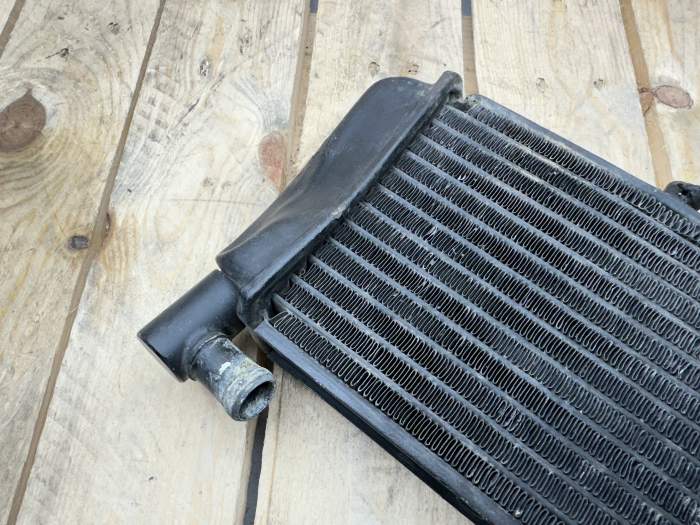 RADIADOR APRILIA FUTURA AF1 B