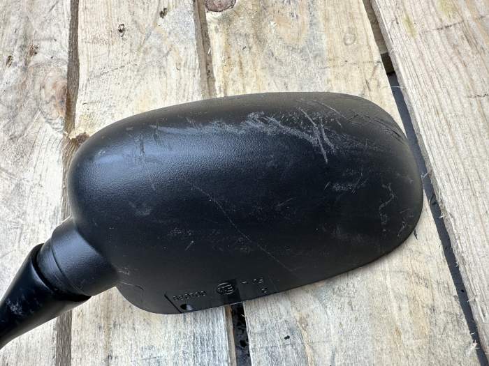RETROVISOR IZQUIERDO MOTO