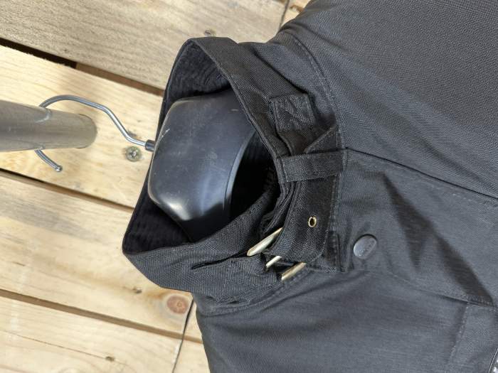 CHAQUETA T-S CASUAL GARIBALDI NEGRA