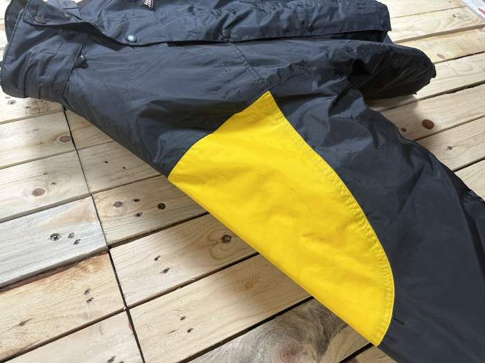 CHAQUETA T-M IMPERMEABLE TERMICO AMARILLO
