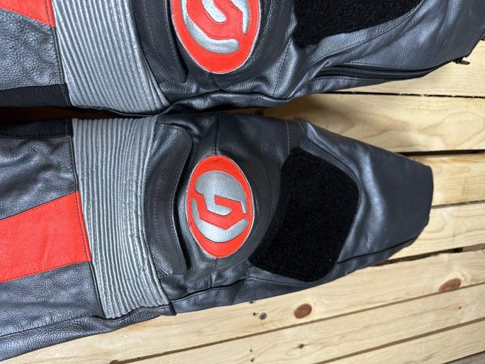 MONO T-S 2 PIEZAS COMPETICION GARIBALDI ROJO 2