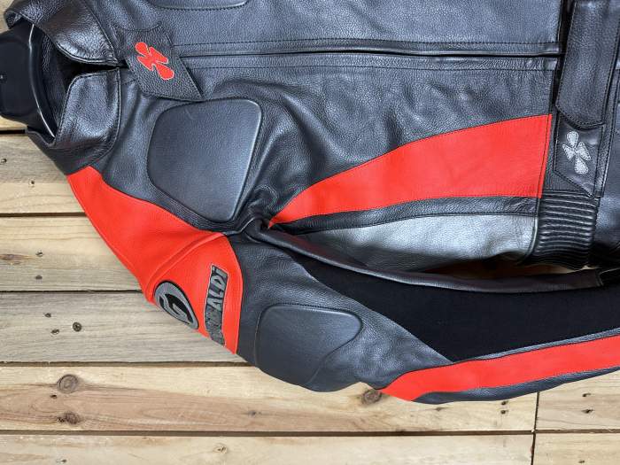 MONO T-S 2 PIEZAS COMPETICION GARIBALDI ROJO 2