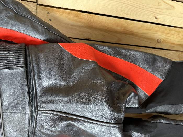 MONO T-S 2 PIEZAS COMPETICION GARIBALDI ROJO 2