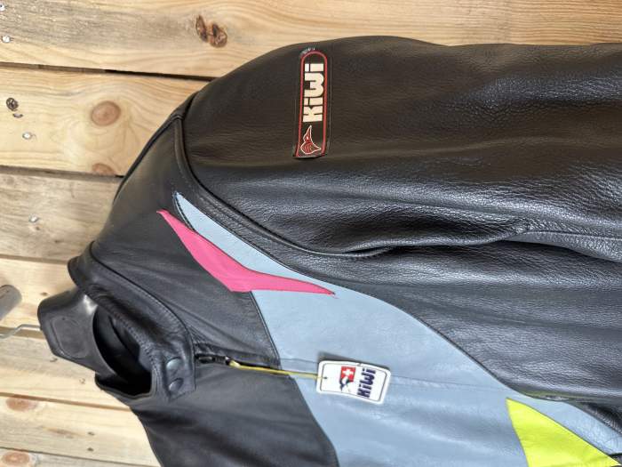 MONO T-M 2 PIEZAS COMPETICION KIWI NEGRO