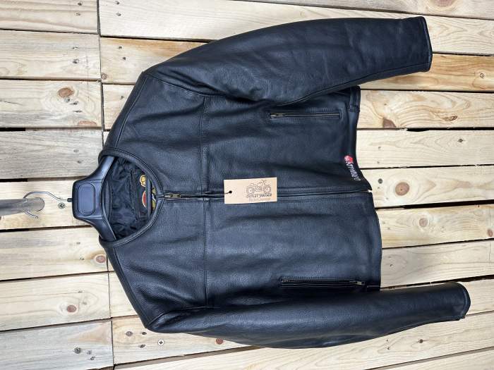 CHAQUETA T-M DE CUERO NEGRO GARIBALDI 2