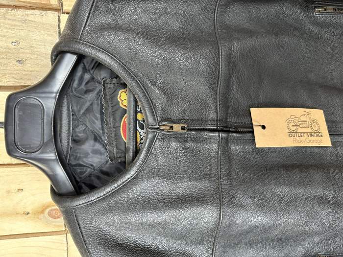 CHAQUETA T-M DE CUERO NEGRO GARIBALDI 2