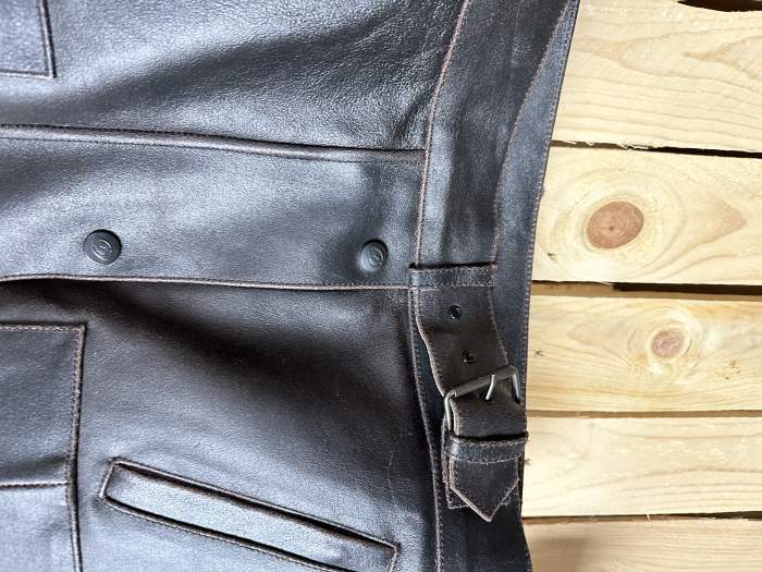 CHAQUETA T-S DE CUERO GASTADO GARIBALDI 1