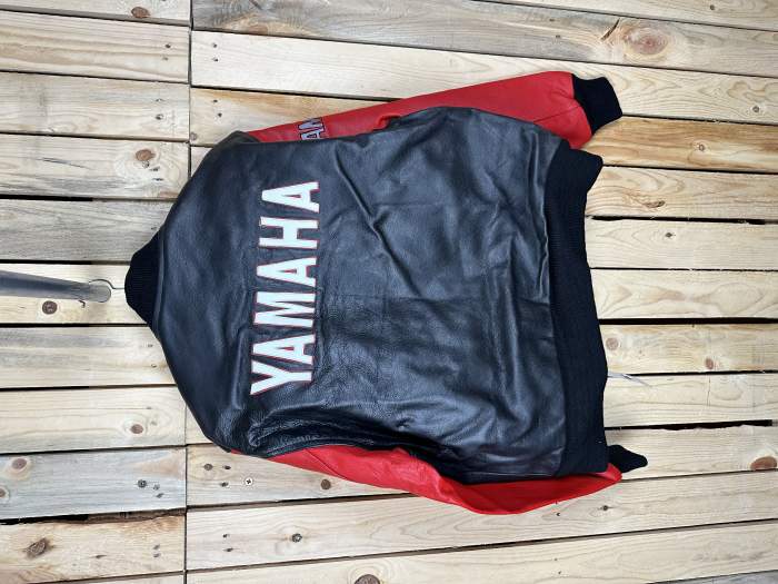 CHAQUETA T-S CASUAL GARIBALDI YAMAHA 46