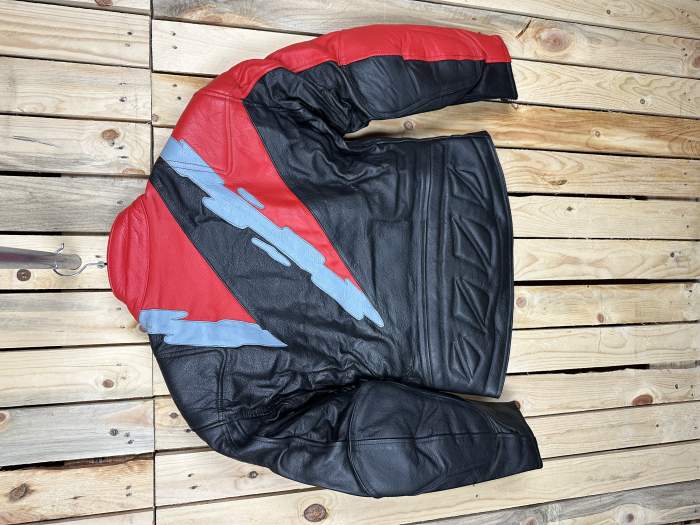 CHAQUETA T-L MOTO GARIBALDI ROJO 52