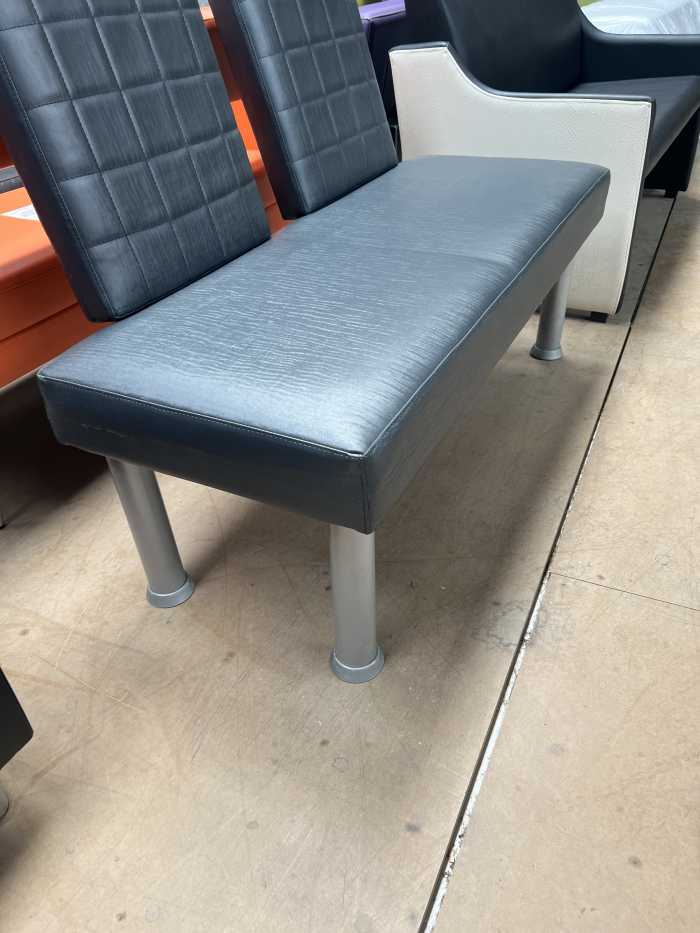 SOFA DE ESPERA MODELO DUETO NEGRO AGUAS
