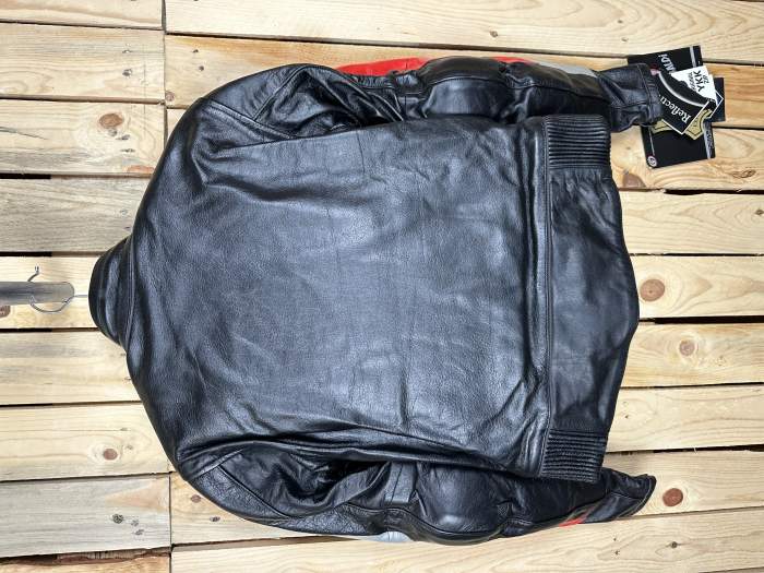 CHAQUETA T-S MUJER MOTO GARIBALDI NEGRA