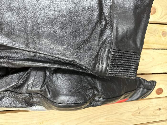 CHAQUETA T-S MUJER MOTO GARIBALDI NEGRA