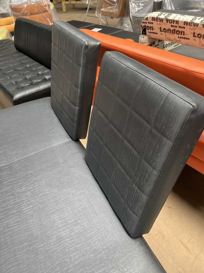 SOFA DE ESPERA MODELO DUETO NEGRO AGUAS