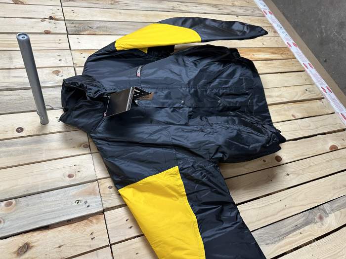 CHAQUETA T-L IMPERMEABLE TERMICO AMARILLO