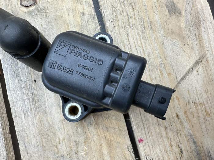 BOBINA DE ENCENDIDO PIAGGIO MP3