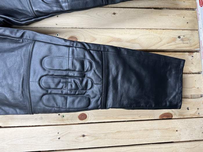 PANTALON T-XL DE CUERO PARA MOTO GARIBALDI 3