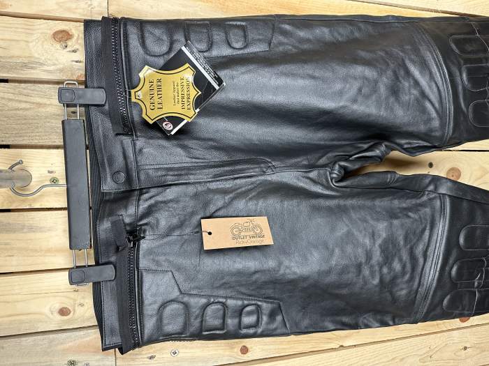 PANTALON T-XL DE CUERO PARA MOTO GARIBALDI 3