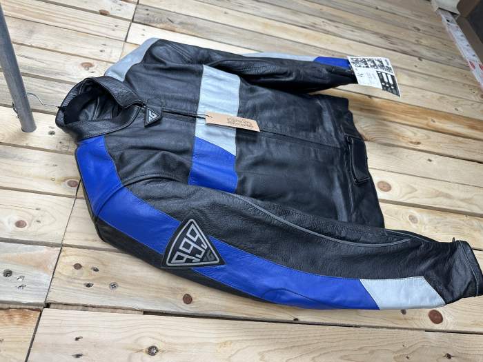 CHAQUETA T-S DE MOTO GARIBALDI NEGRA 3