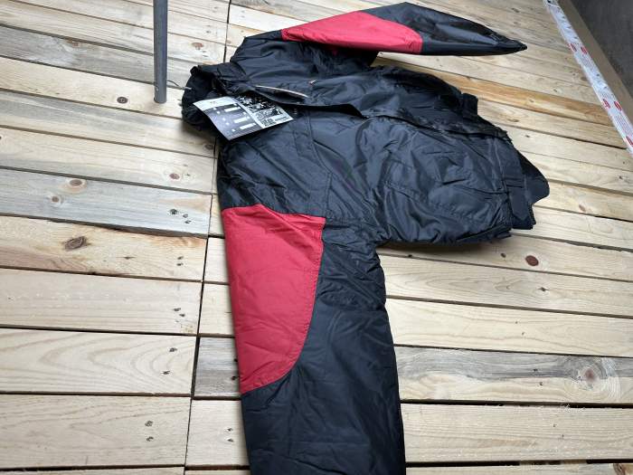 CHAQUETA T-XS IMPERMEABLE TERMICO ROJO