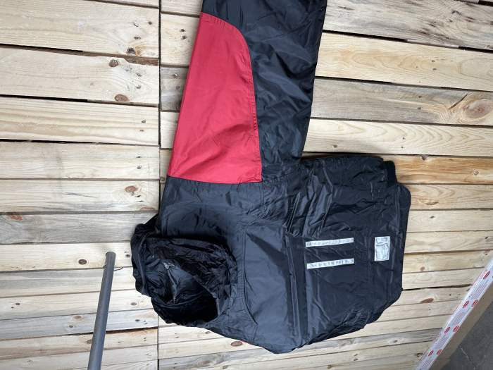 CHAQUETA T-XS IMPERMEABLE TERMICO ROJO