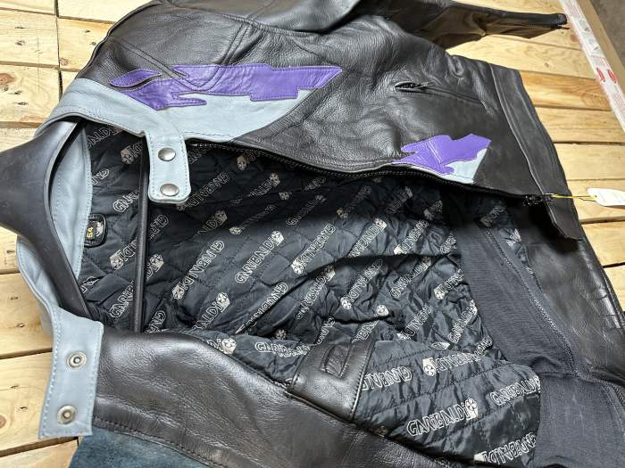 CHAQUETA T-L MOTO GARIBALDI MORADO