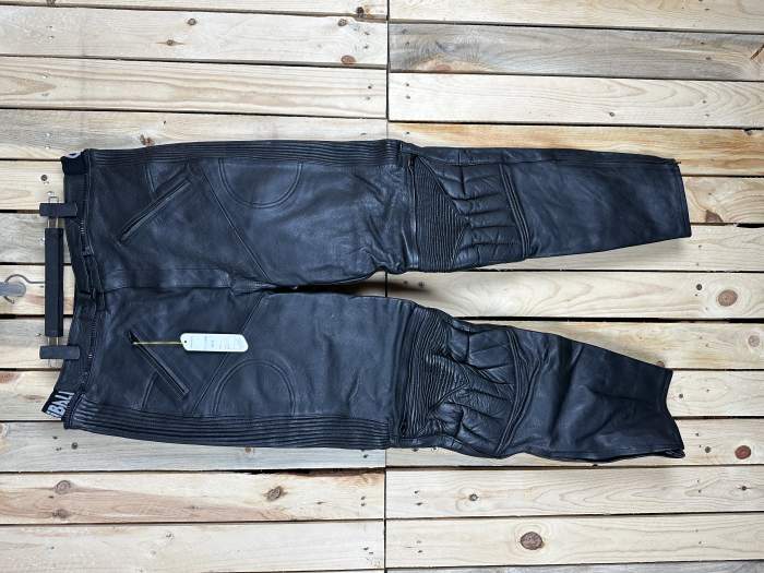 PANTALON T-XL DE CUERO PARA MOTO GARIBALDI 2