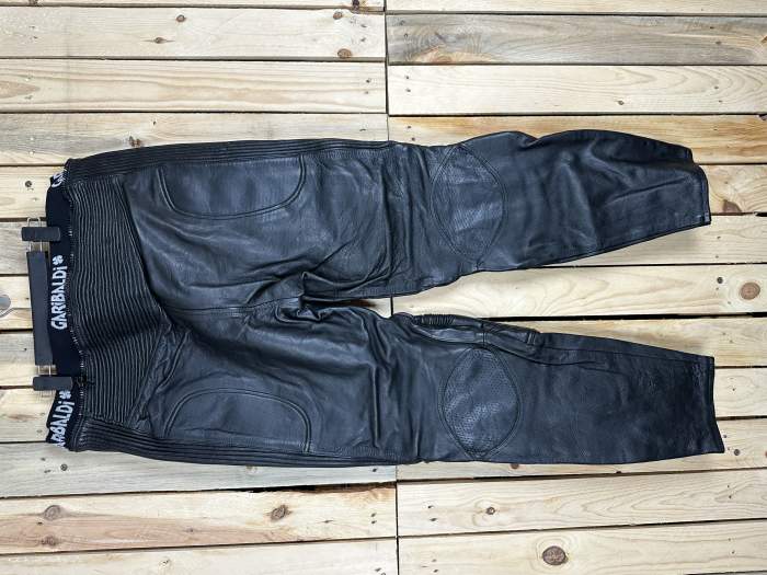 PANTALON T-XL DE CUERO PARA MOTO GARIBALDI 2