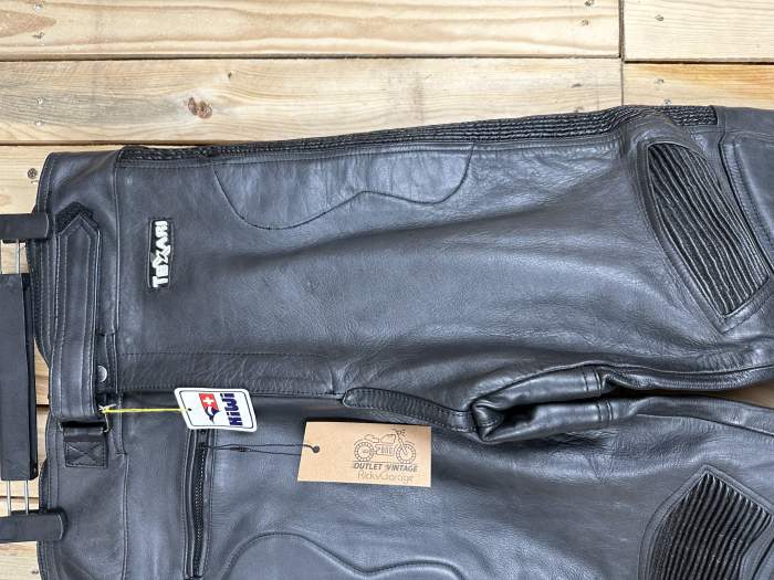 PANTALON T-M DE CUERO PARA MOTO KIWI