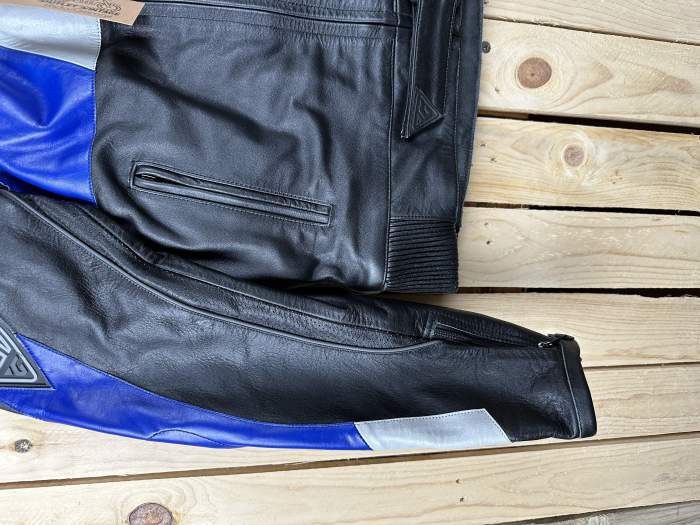 CHAQUETA T-M DE MOTO GARIBALDI MUJER NEGRA 1
